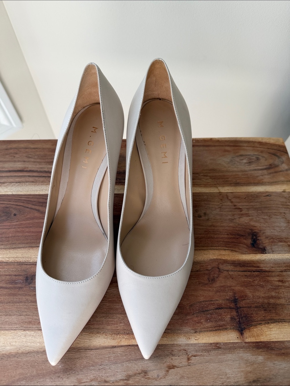 M. Gemi Cream Pointed Toe Leather Pumps